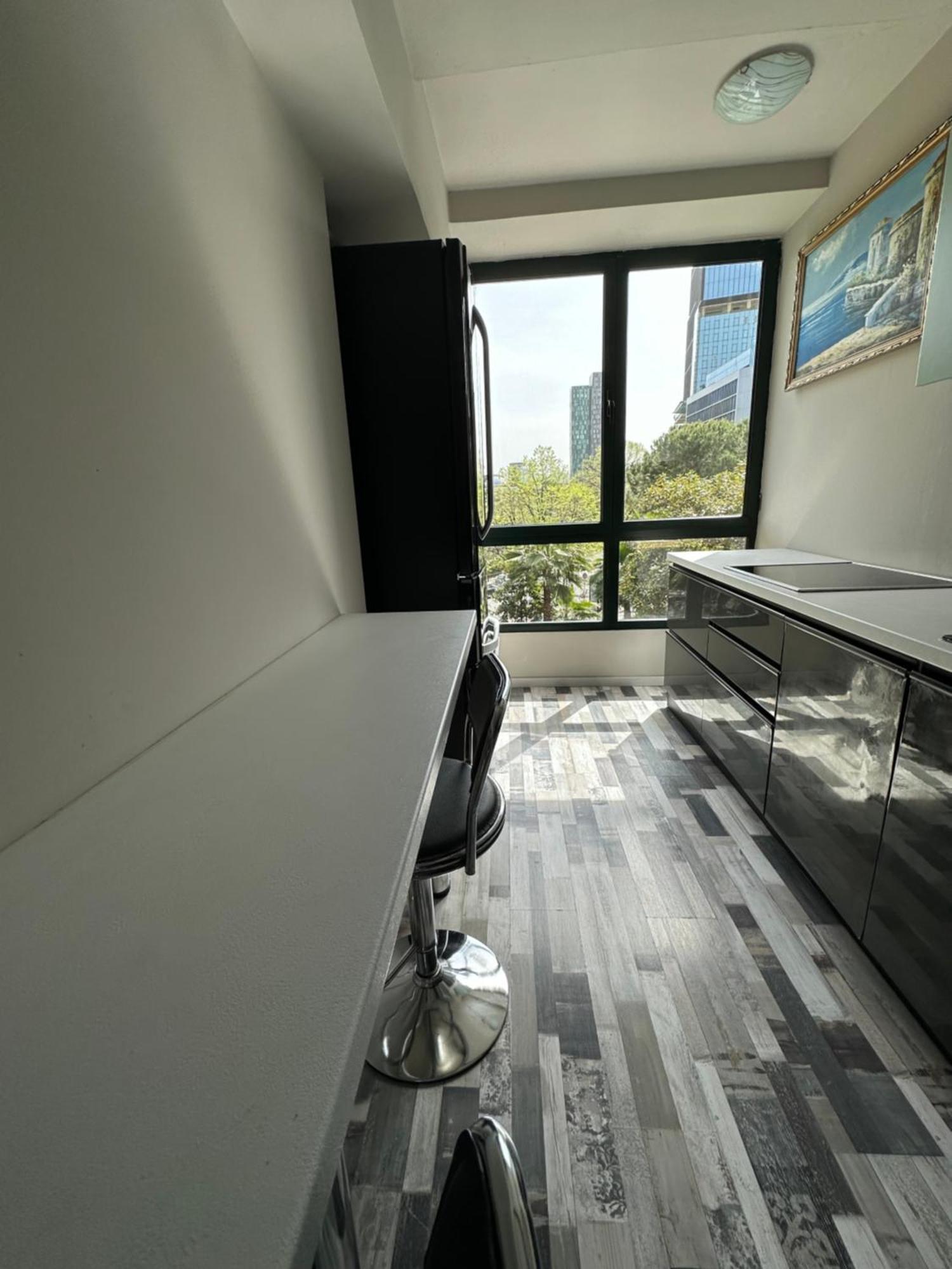 Piazza City Center Apartment Тирана Екстериор снимка