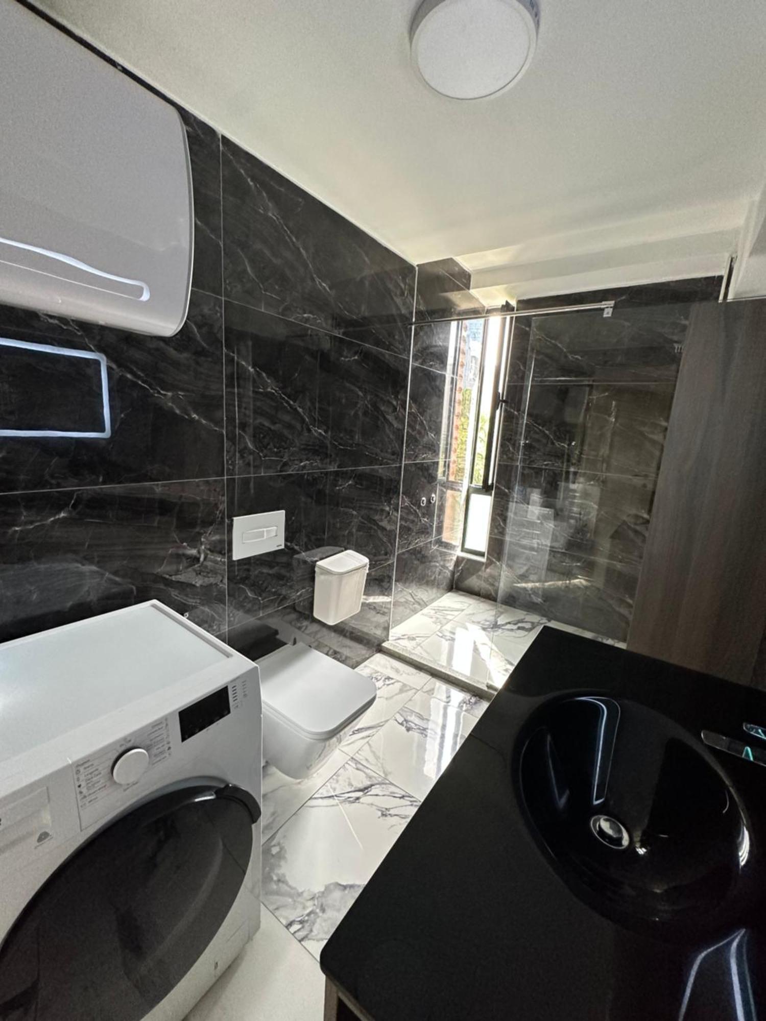 Piazza City Center Apartment Тирана Екстериор снимка